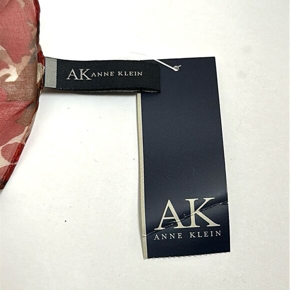 NWT Anne Klein Silk Chiffon Oblong Scarf
Floral Ivory Tan Coral Lightweight - Picture 9 of 10
